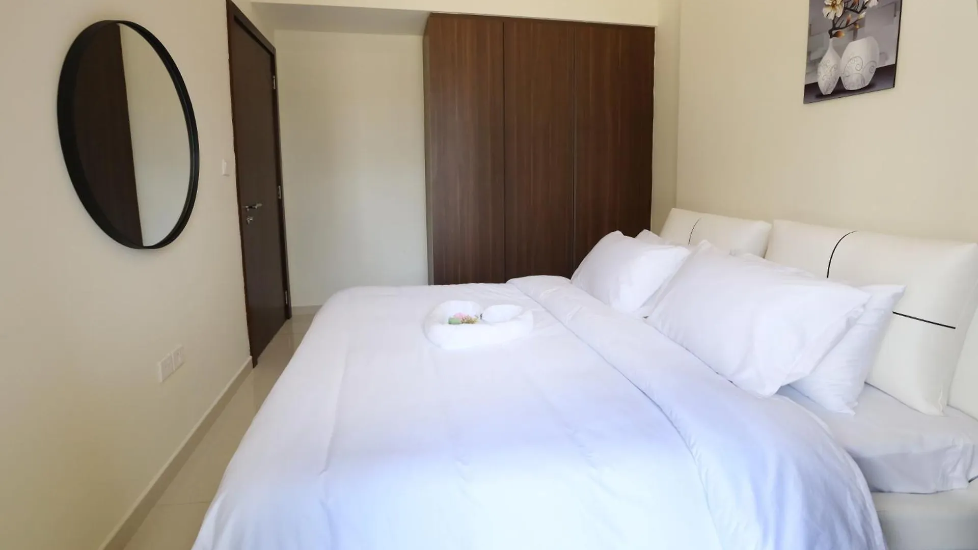 Brown Stone - Burj Khalifa & Pool View Vera Dubai Apartment