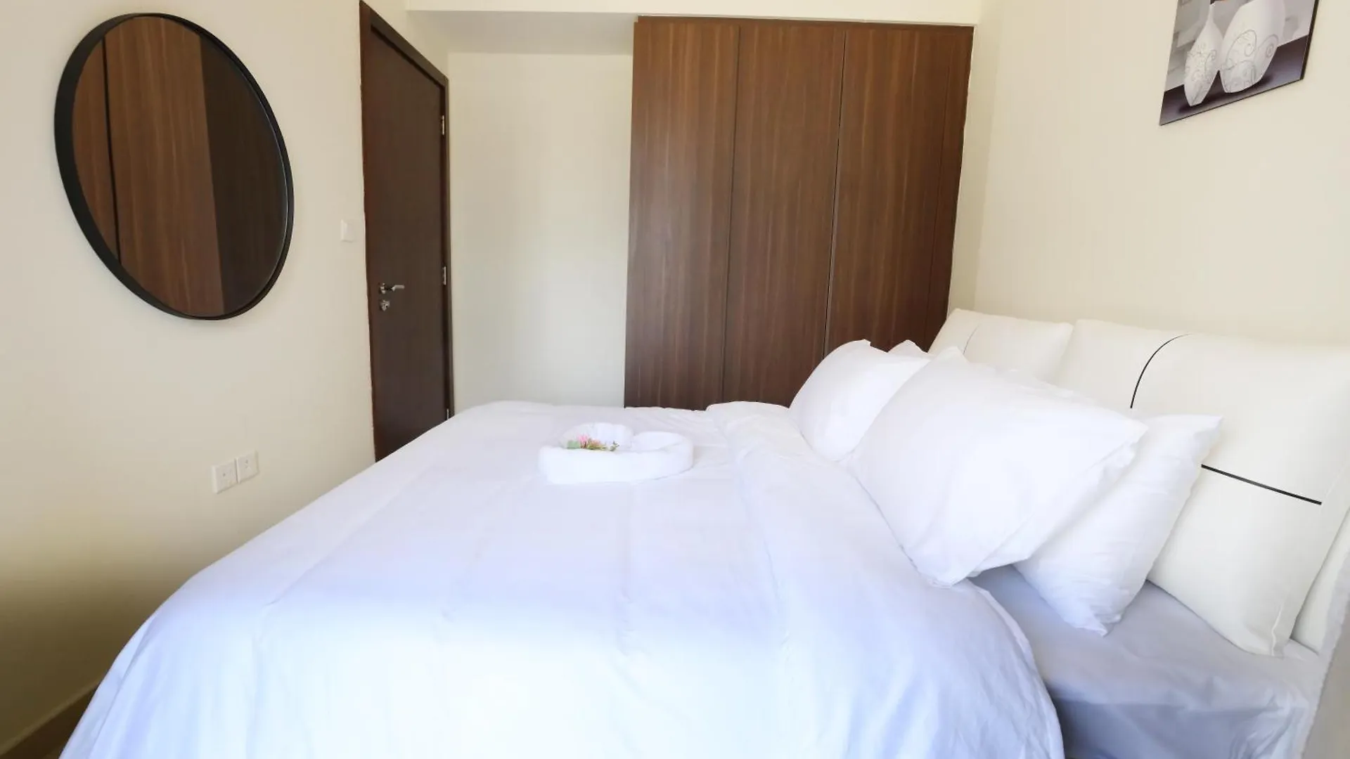 Apartment Brown Stone - Burj Khalifa & Pool View Vera Dubai United Arab Emirates