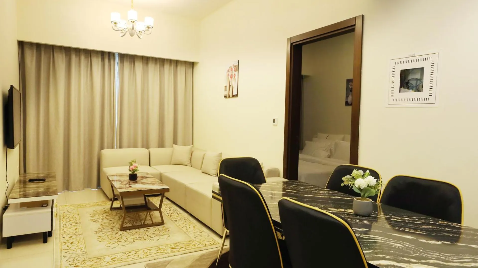 Apartment Brown Stone - Burj Khalifa & Pool View Vera Dubai